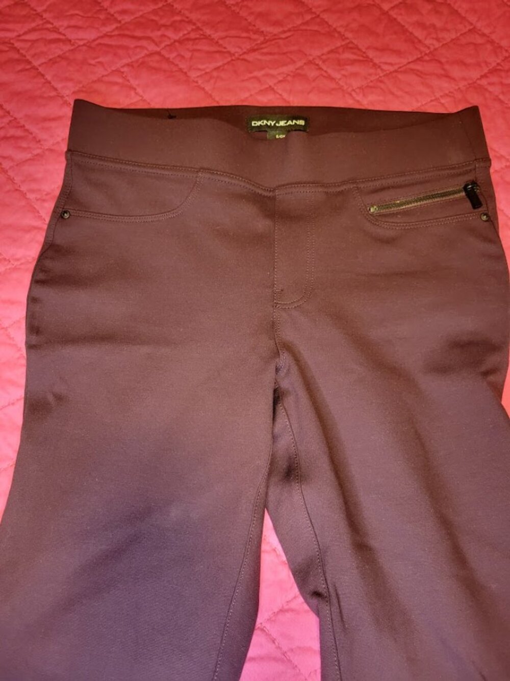 DKNY Jeans Skinny Pull-On Pants Plum Stretch Size 6